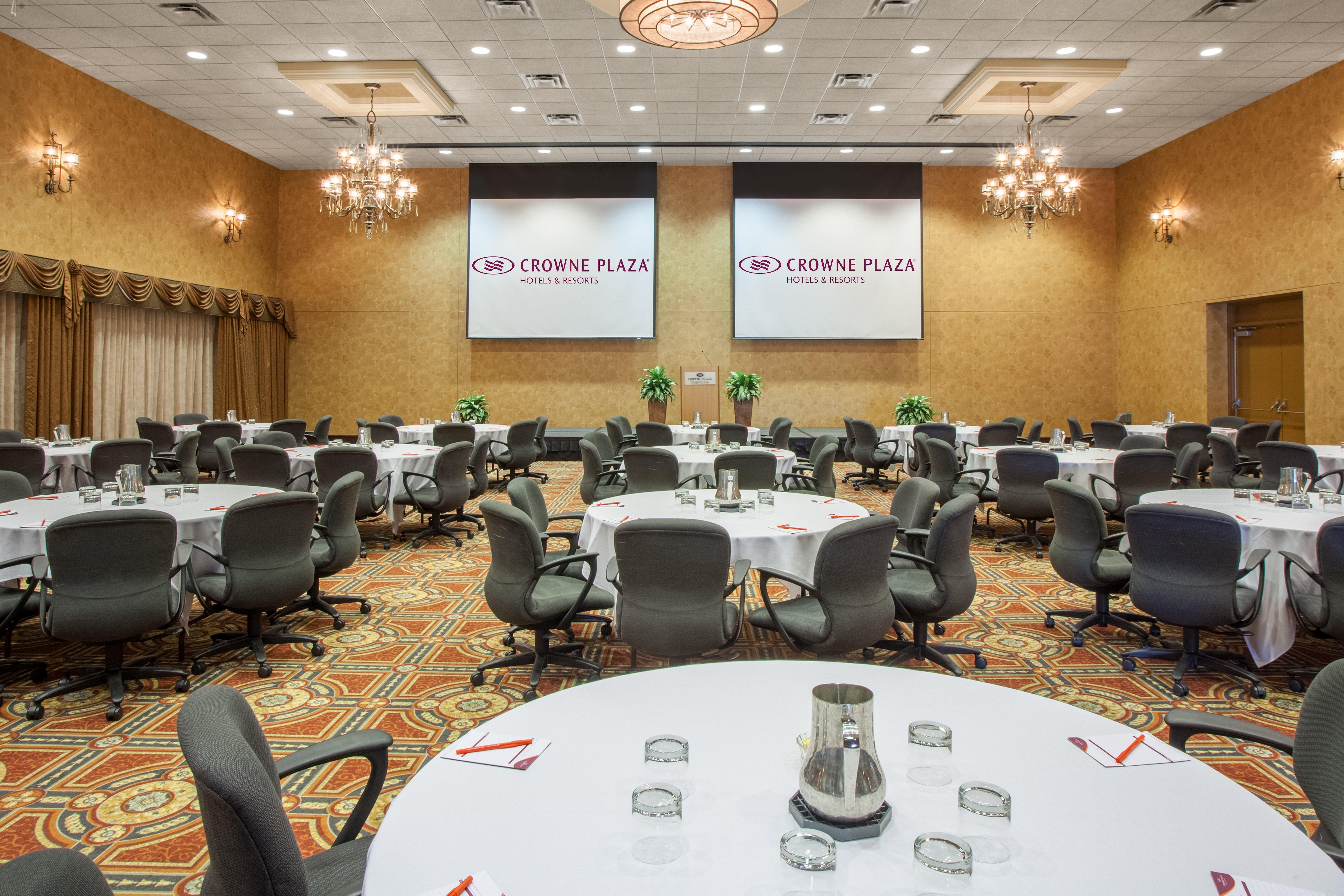 Crowne Plaza Minneapolis West By Ihg Plymouth Exterior foto