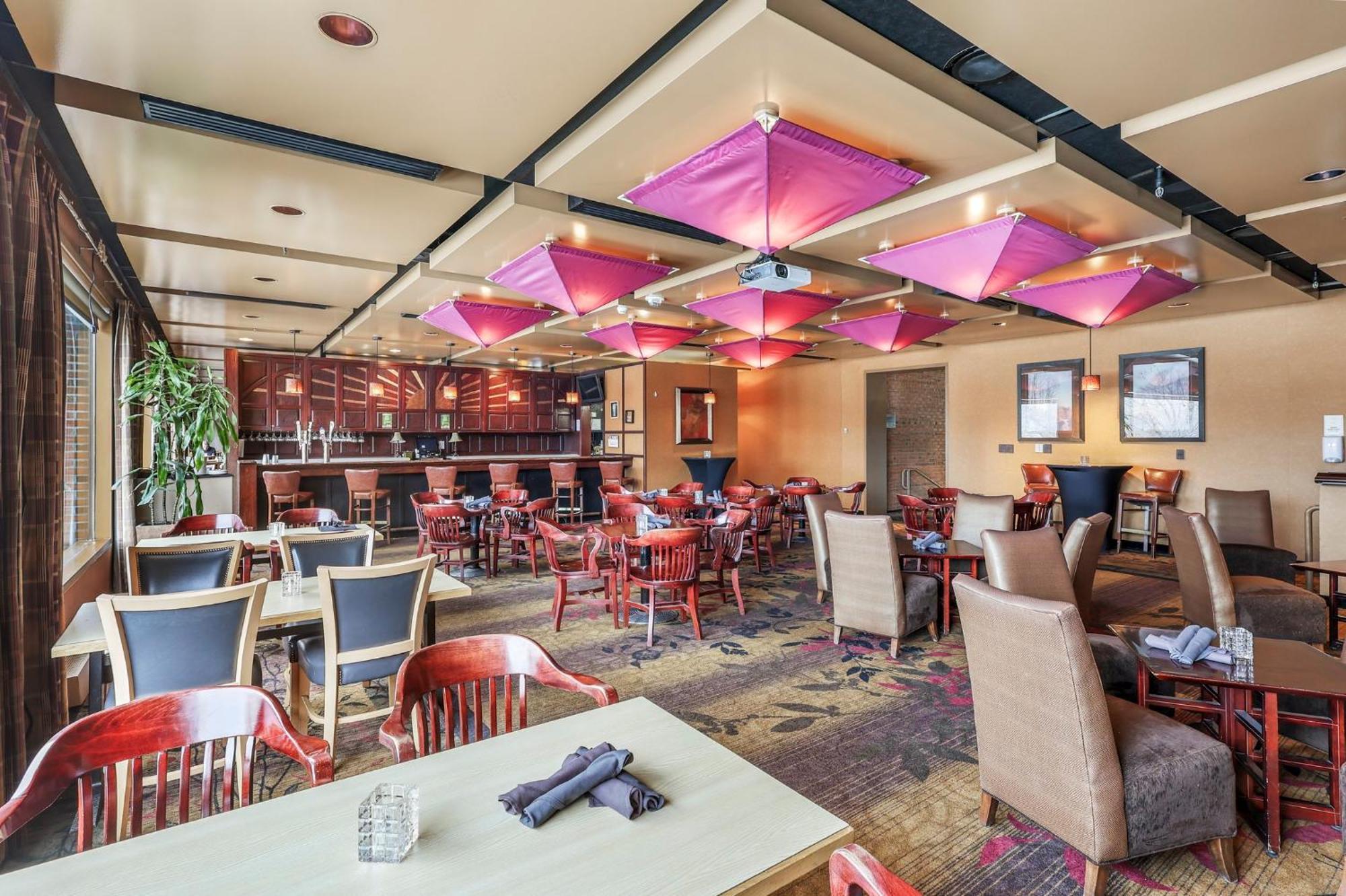 Crowne Plaza Minneapolis West By Ihg Plymouth Exterior foto
